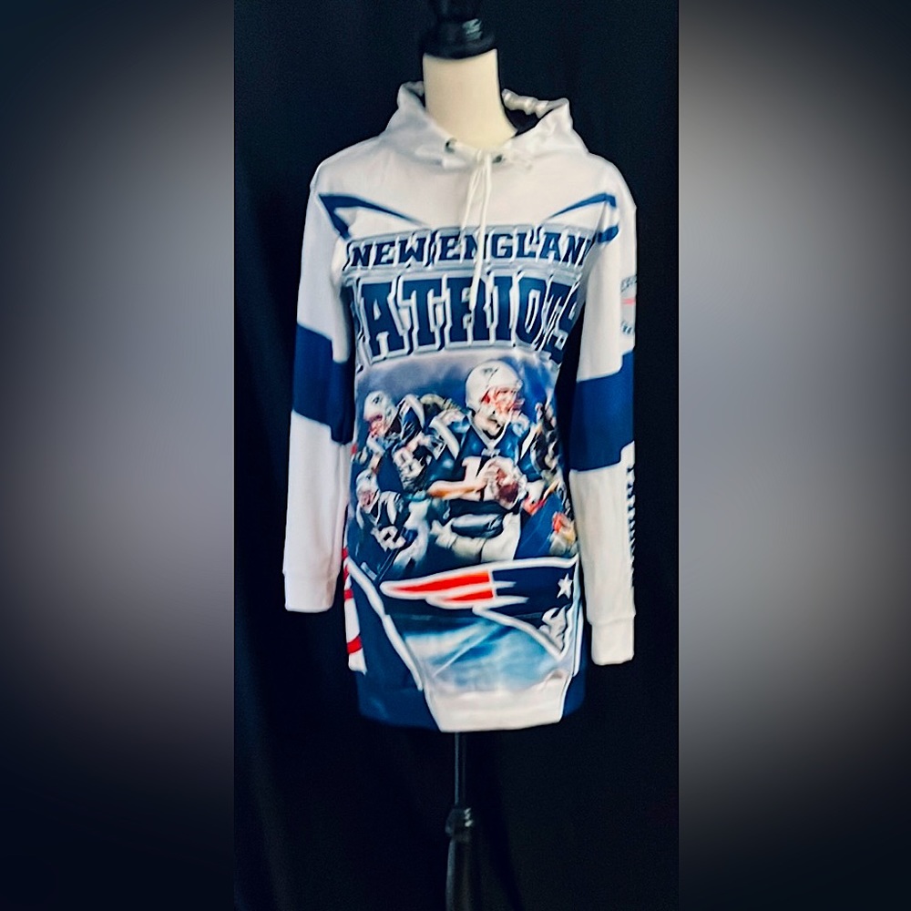 RARE BRADY ON FRONT OF NEW ENGLAND PATRIOTS NWOT MINI DRESS HOODIE/LONG  HOODIE